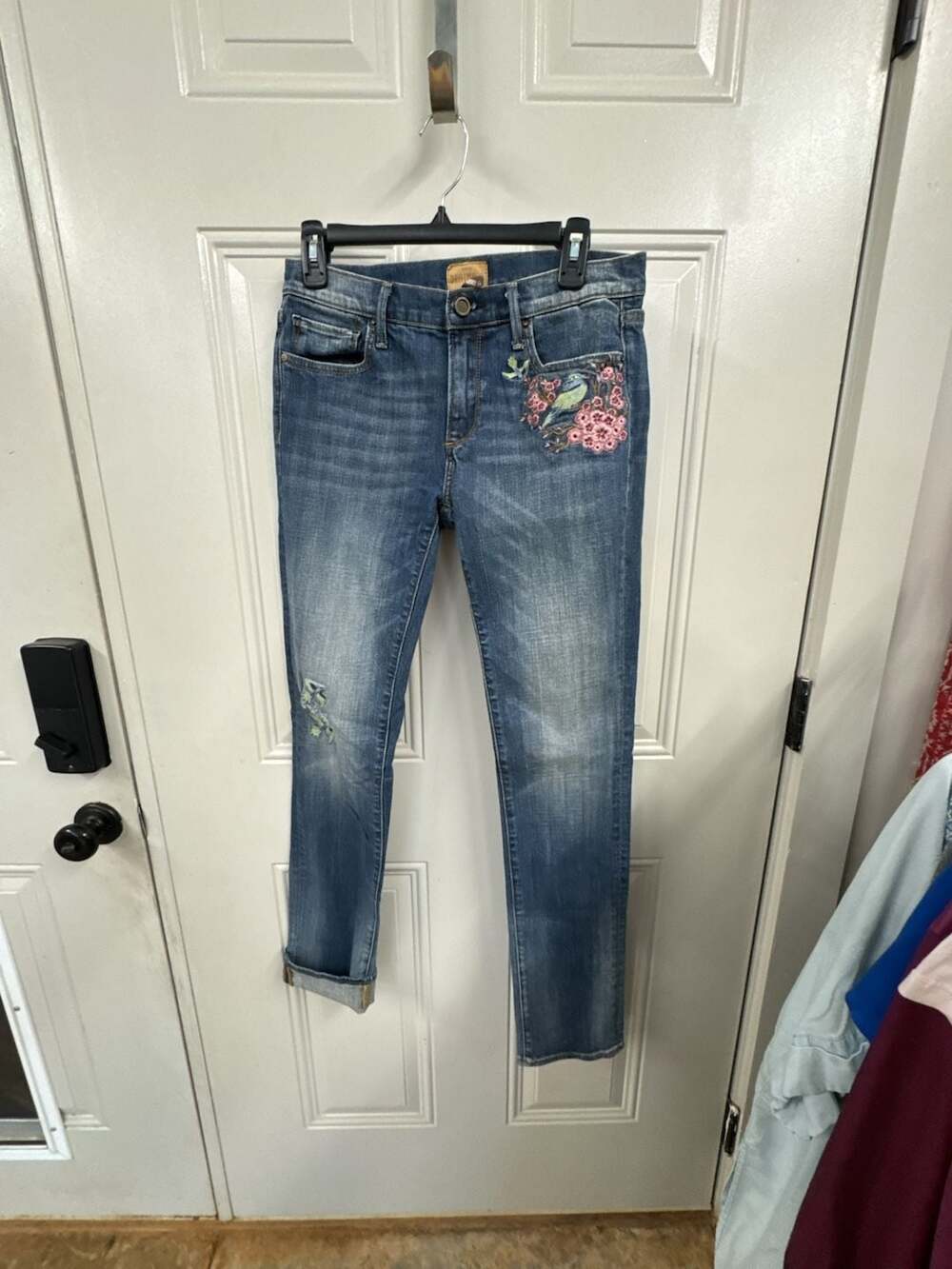 Driftwood Audrey Jeans Size 27 Blue Denim Floral Embroidered